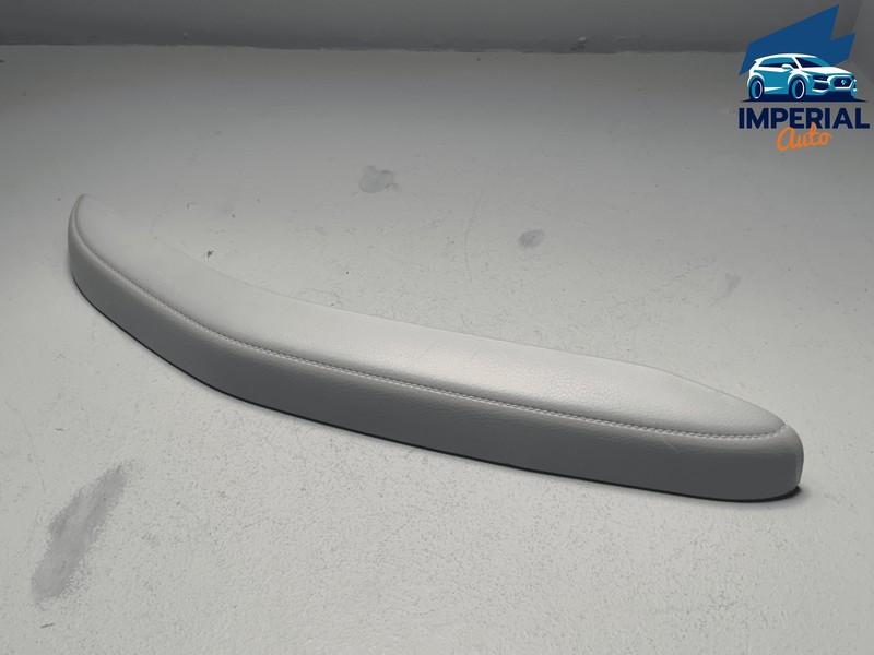 Used 14-19 Toyota Highlander Center Console Rear Passenger Side Upper Trim Cover OEM