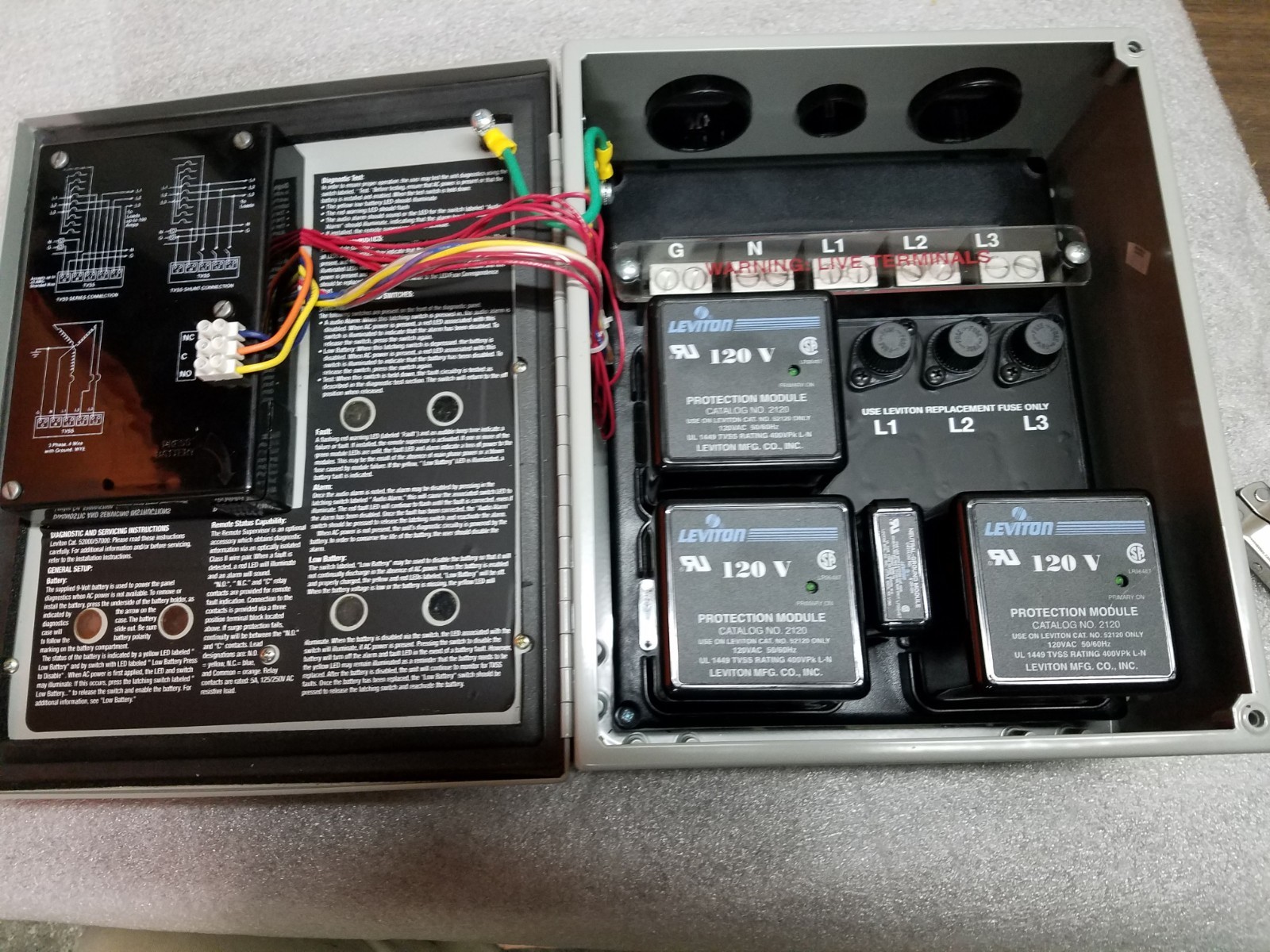 Leviton Panel Mount Surge Protector Part number 52120-cm3 NOS