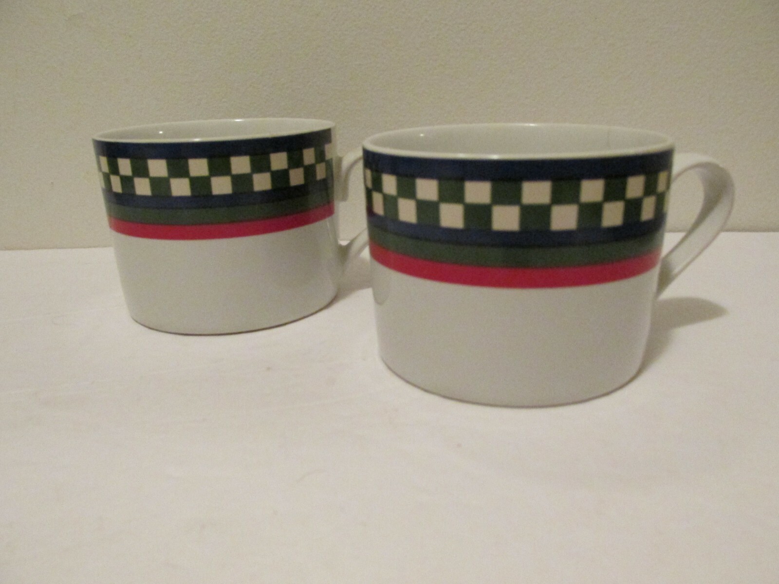 LOT OF 2----ELLA'S ROOSTER  BOB TIMBERLAKE CUPS/MUGS