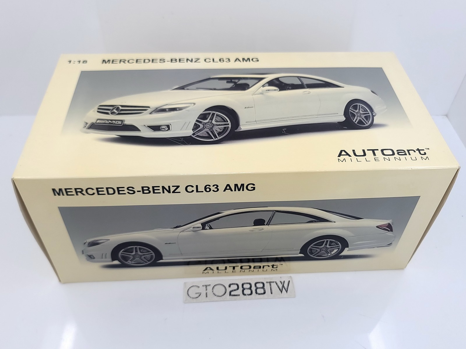 【難小】1/18 オートアート ベンツ CL600 1/18 AUTOart Mercedes-Benz CL 600 CL600 (Black) Diecast Car