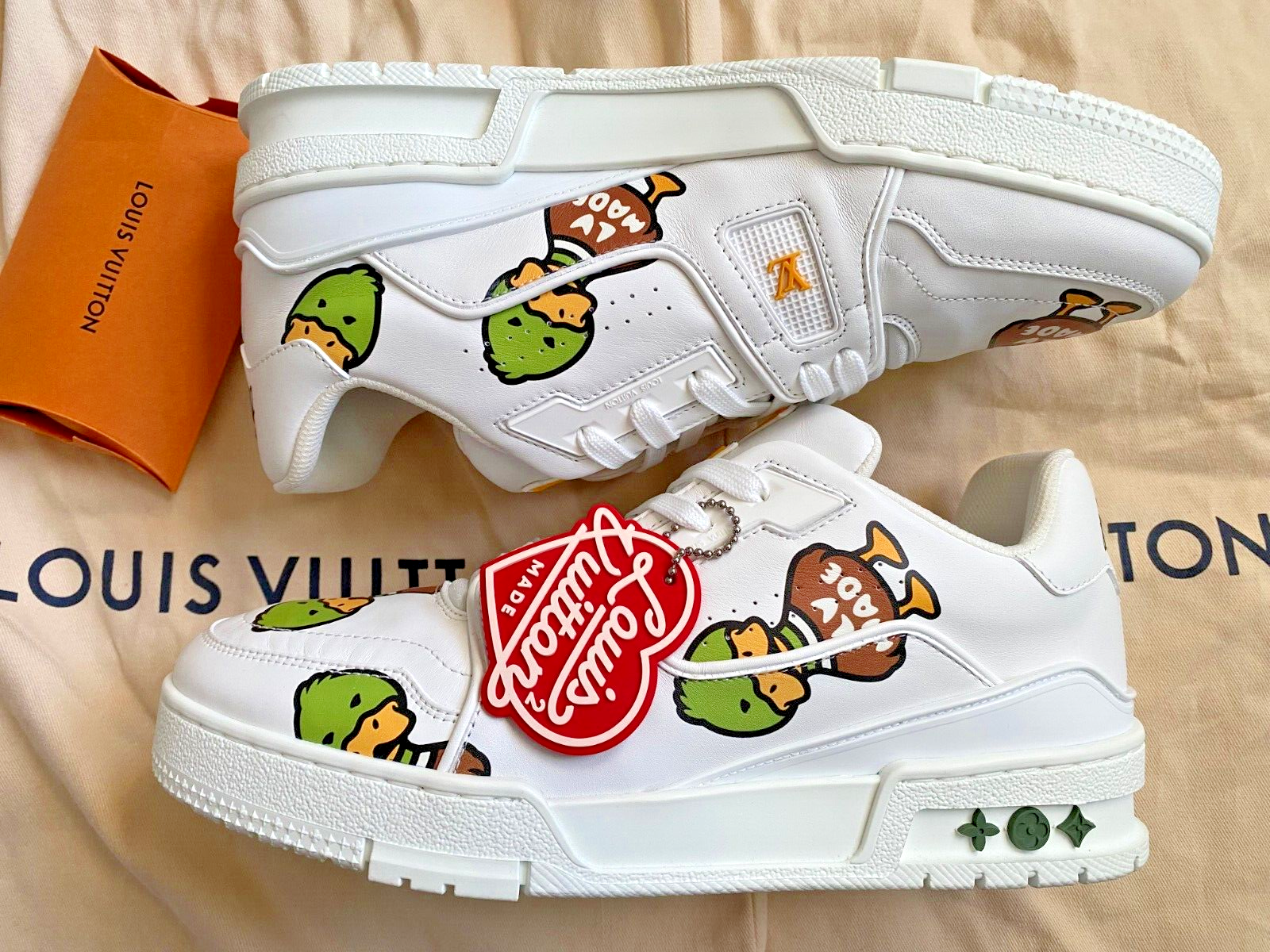 Louis Vuitton x Nigo Duck LV Trainer White 1A9JCC Men Size Louis Vuitton x Nigo Duck LV Trainer White 1A9JCC Men Size