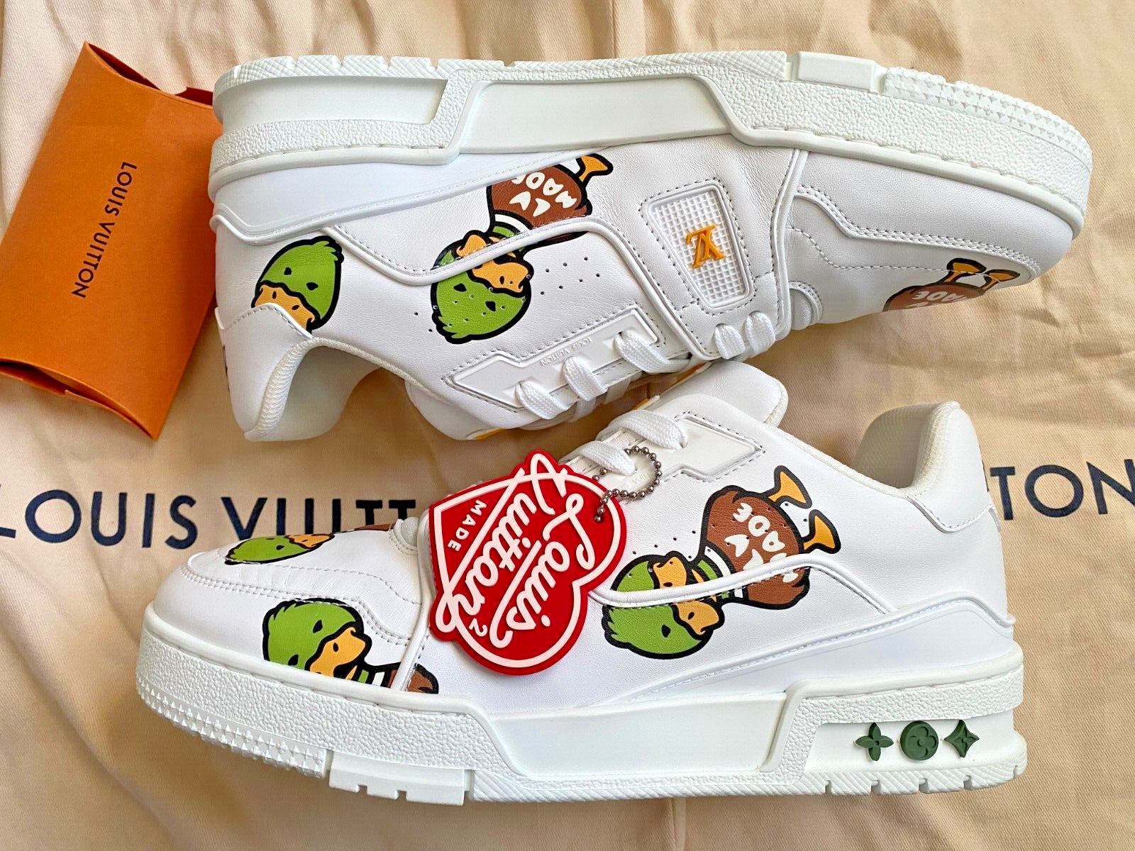 Louis Vuitton x Nigo Duck LV Trainer White 1A9JCC Men Size US 6 NEW 🚚✓