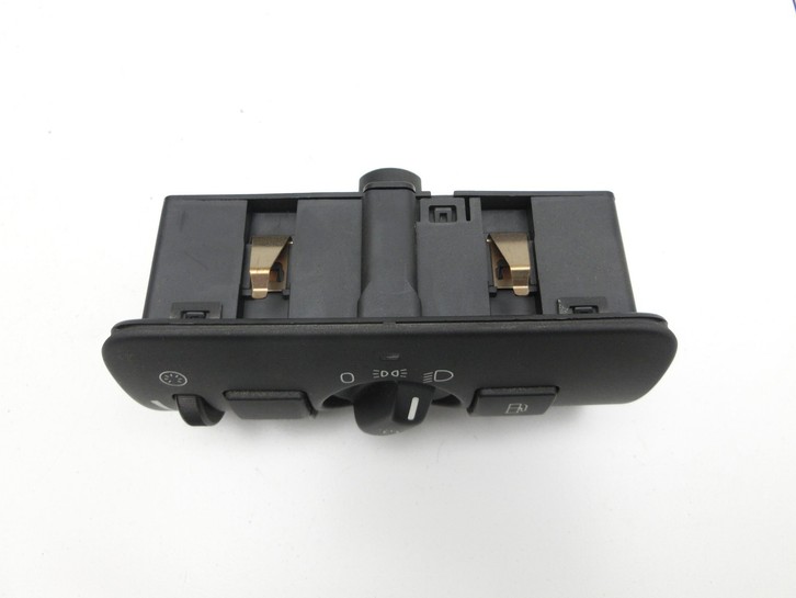 Volvo V60 D4 10-13 Lichtschalter Schalter Volvo V60 D4 10-13 24.03.2011 30739412 04066332 gebraucht Vorschau 2
