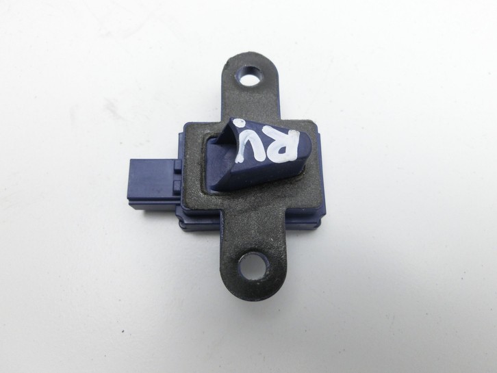 Mercedes E350 A207 10-13 Sensor Airbag Crashsensor Airbagsensor Rechts Vorne Mercedes E350 A207 10-13 17.03.2010... Vorschau 3