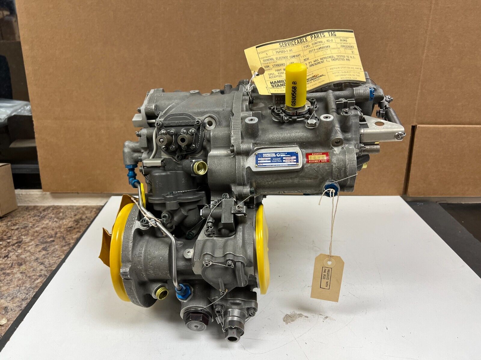 Aircraft Jet Engine Hamilton Standard JFC42-2 Fuel Control P Aircraft Jet Engine Hamilton Standard JFC42-2 Fuel Control P
