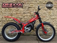 Beta EVO 80cc Senior Trials Bike, New 2026 Model, 21/18 Wheels, In Stock & Ready