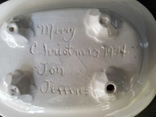 VINTAGE 1974 CERAMIC DAISY FLOWER BATHROOM SOAP DISH HANDMADE