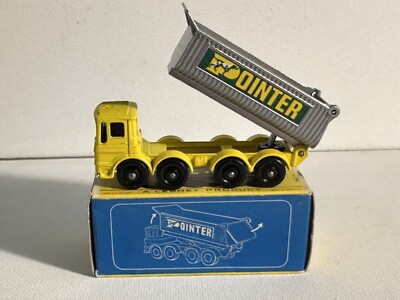 NWOT Vtg. Matchbox #51C  8 WHEEL TIPPER(POINTER ) Yellow In Original Script Box
