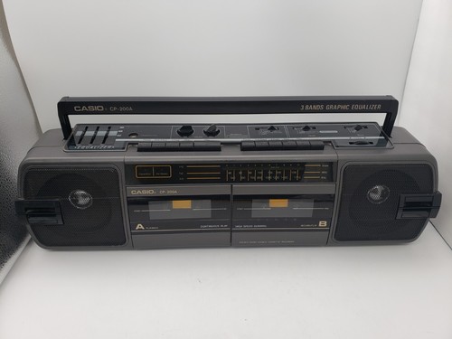 Vintage CASIO CP-200A AM/FM Stereo Radio Double Casette Recorder Player Boombox