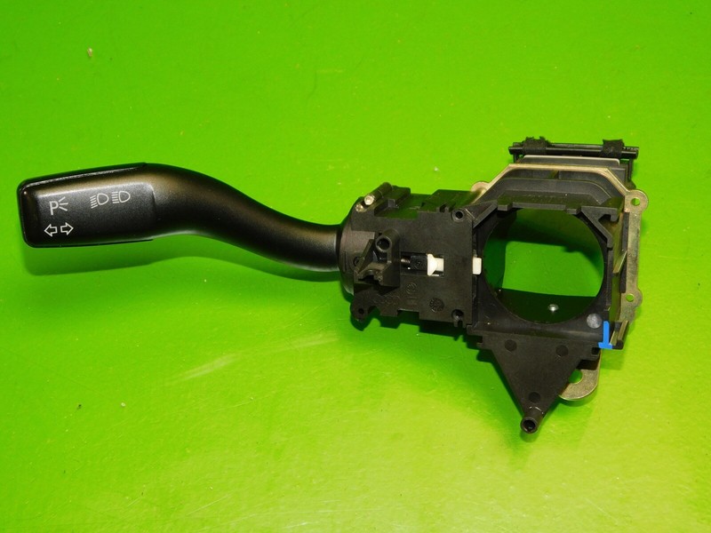 05-08 Audi A4 OEM 4E0953513A turn signal switch stalk control flasher high beam