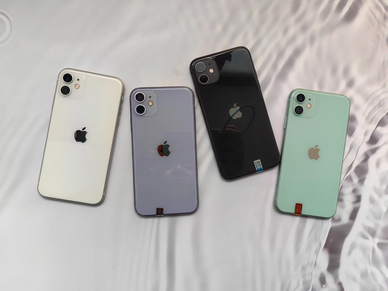 Apple iPhone 11 本体　ラベンダー 75% 64GB Amazon.com: Apple iPhone 11, 64GB, Purple - Fully Unlocked