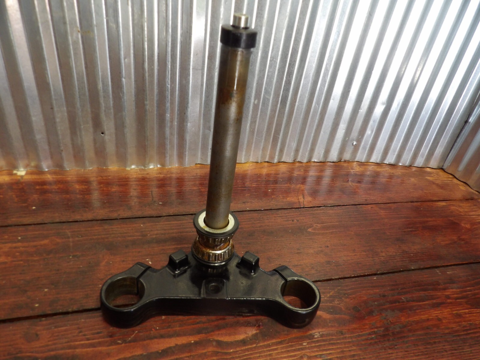 m_hm☆ 15-20 Harley Street XG 500 LOWER TRIPLE TREE STEERING STEM