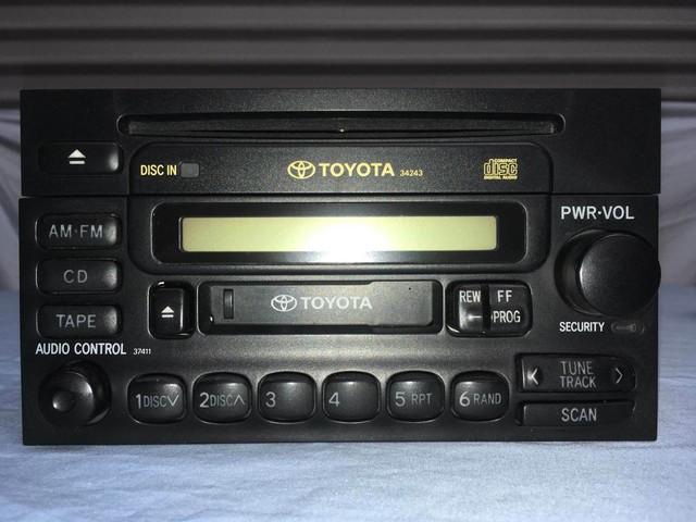 Toyota genuine car radio AM / FM , CD & Cassette player | Audio, GPS