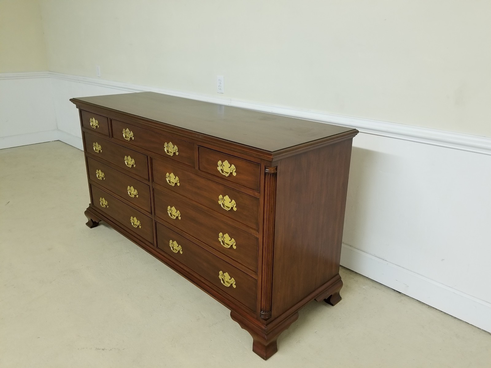 HENKEL HARRIS TRIPLE DRESSER CHEST CHERRY HAS COLUMNS EXCELLENT CONDITION