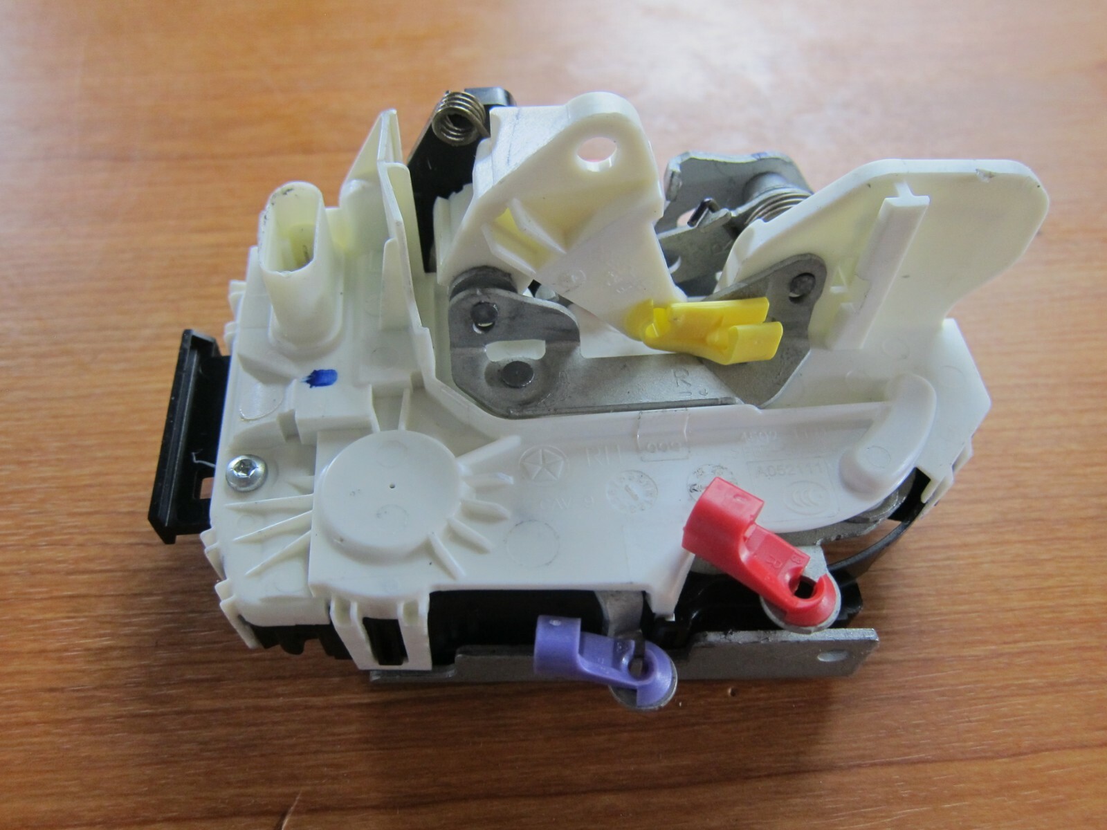 20072019 Jeep Wrangler Front Right Passenger Side Door Latch For Power