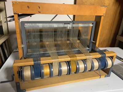 Structo Artcraft Table Top Wooden Weaving Loom all pieces Reed Beater Tools