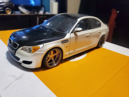 ミニカー MAISTO 1/18 BMW $_12.JPG?set_id=880000500F