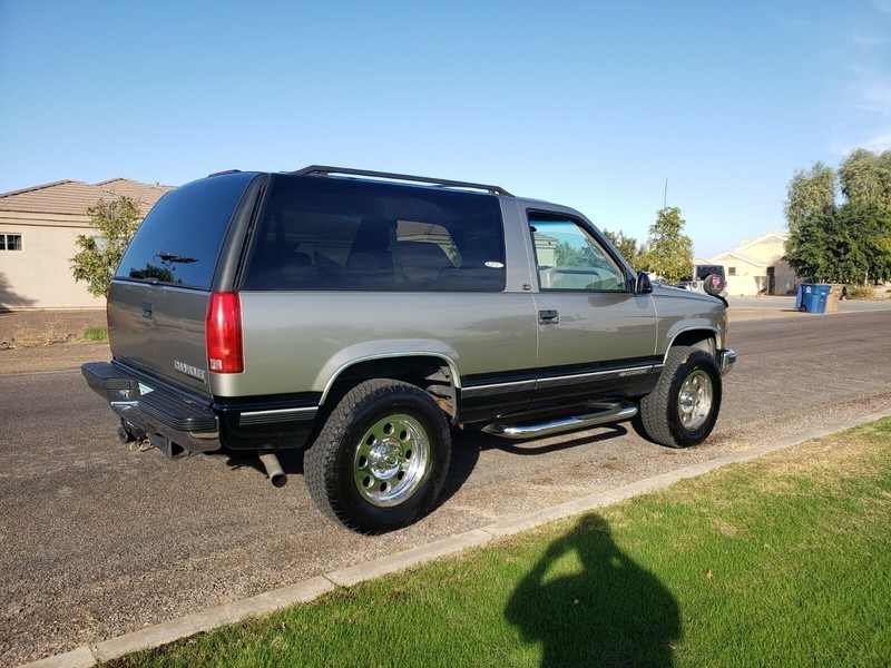 Chevrolet Tahoe 1999 For Sale Exterior Color Silver And Black
