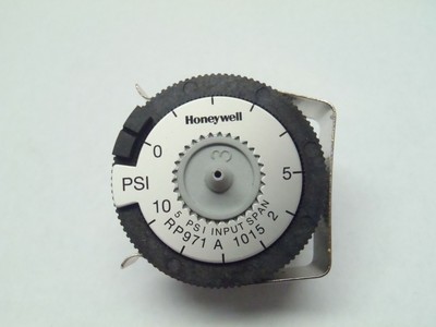 Honeywell RP971A 1015 Pneumatic Ratio Relay with Input Span 5 PSI