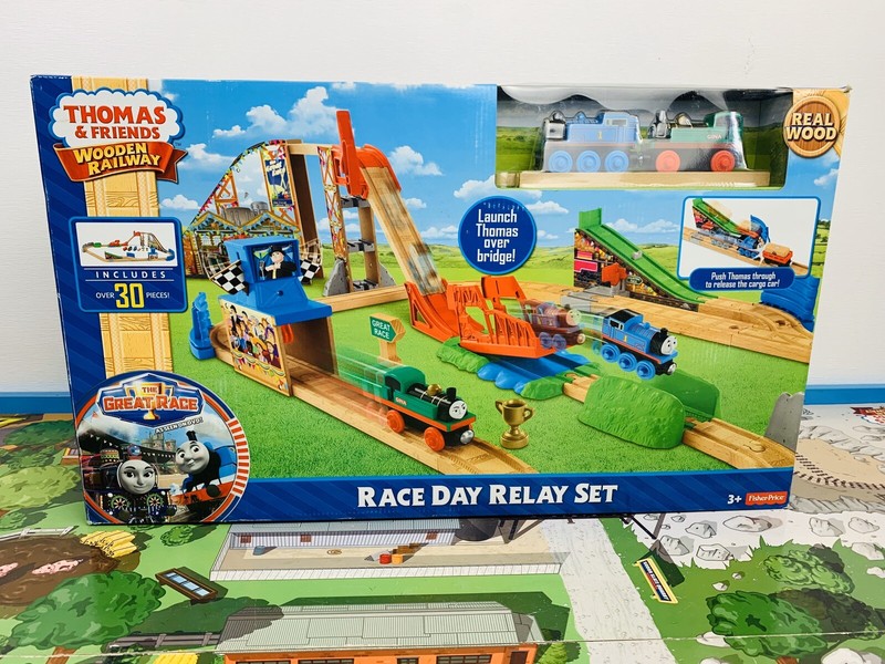 thomas race day relay set