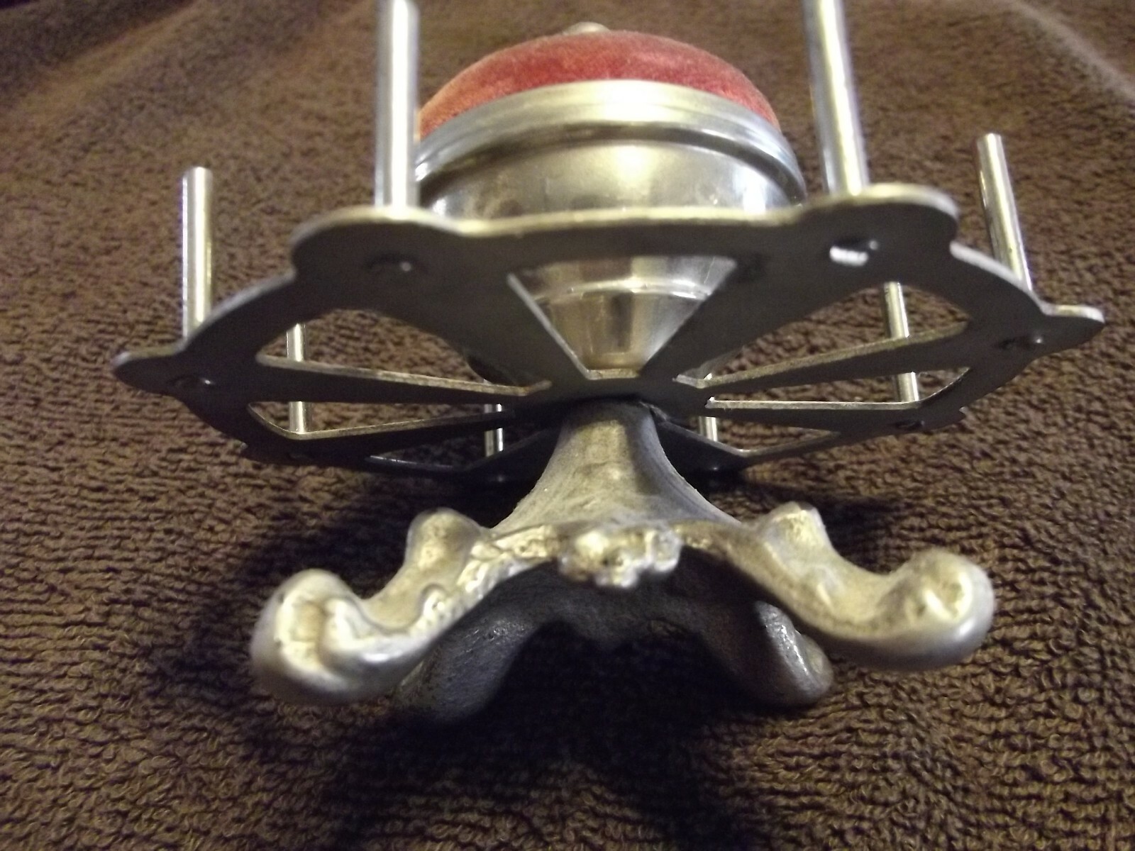 Vintage Sewing Thread Holder & Pin Cushion