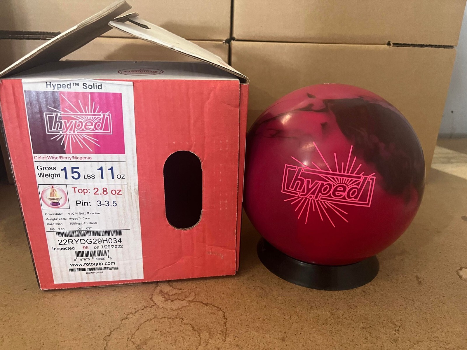NEW 15LB Roto Grip Mid-Weight Hyped Solid Bowling Ball H034 NEW 15LB Roto Grip Mid-Weight Hyped Solid Bowling Ball H034