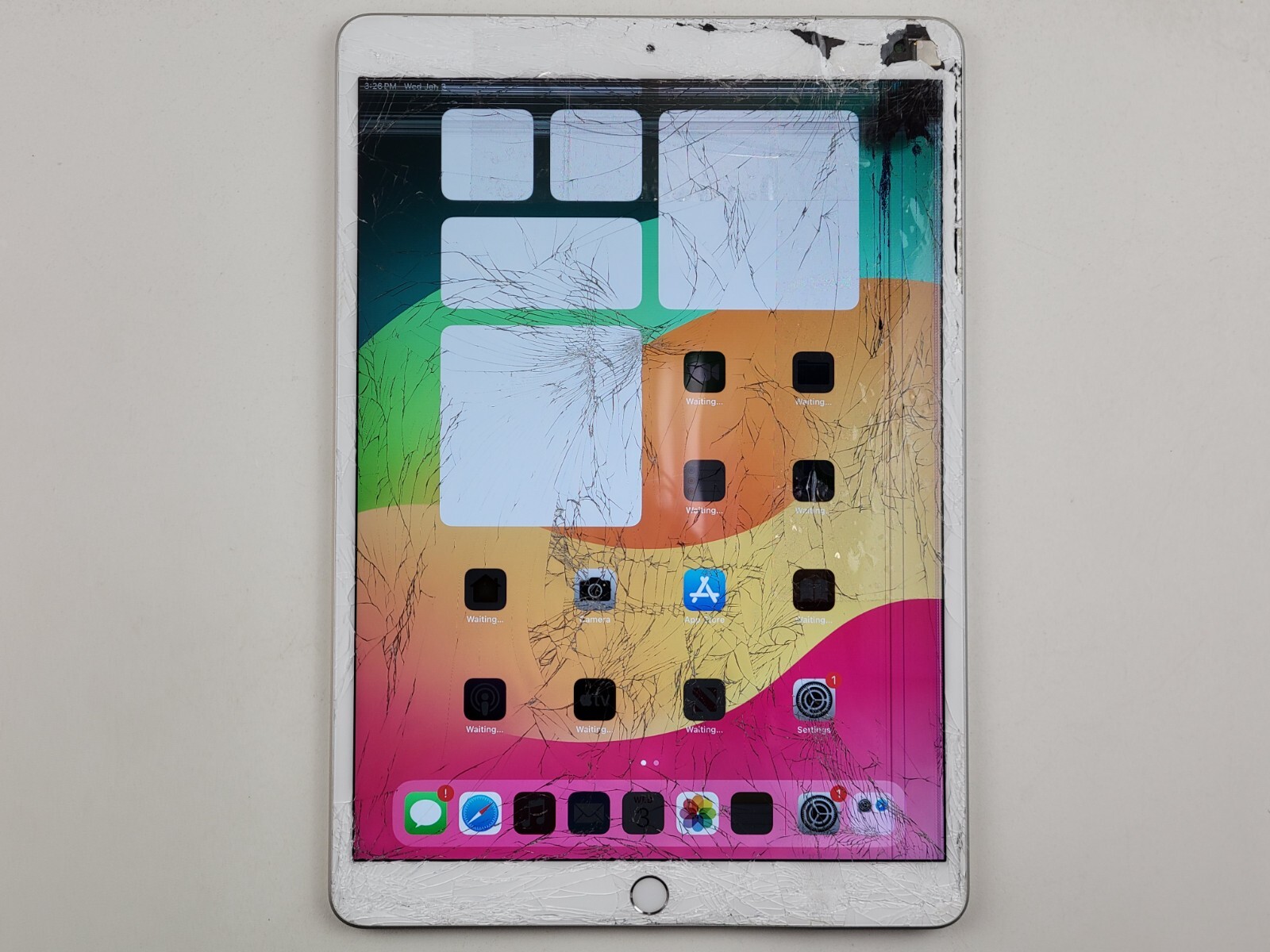 Apple iPad Air (3rd Gen.)(A2153) 64GB, Wi-Fi + Cellular (Unlocked) 10.5 Apple iPad Air (3rd Gen.)(A2153) 64GB, Wi-Fi + Cellular (Unlocked) 10.5