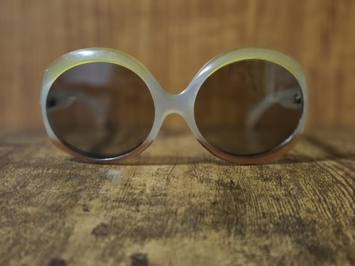 VINTAGE 70S OVERSIZED ACETATE OVAL SUNGLASSES MADE IN FRANCE VINTAGE 70S OVERSIZED ACETATE OVAL SUNGLASSES MADE IN FRANCE