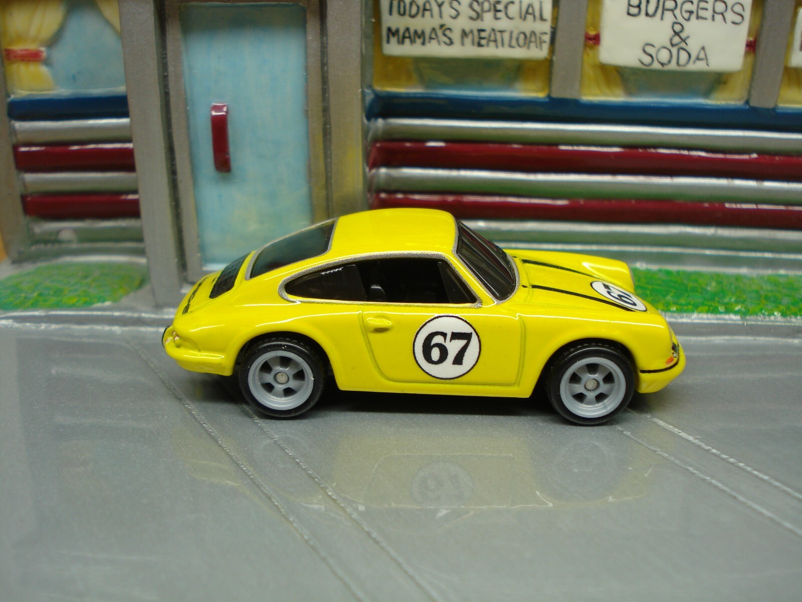Hot Wheels 1967 Porsche 911 R from Premium 4 Car Set Porsche