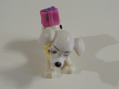 Disney Present 101 Dalmatian Dog Figure