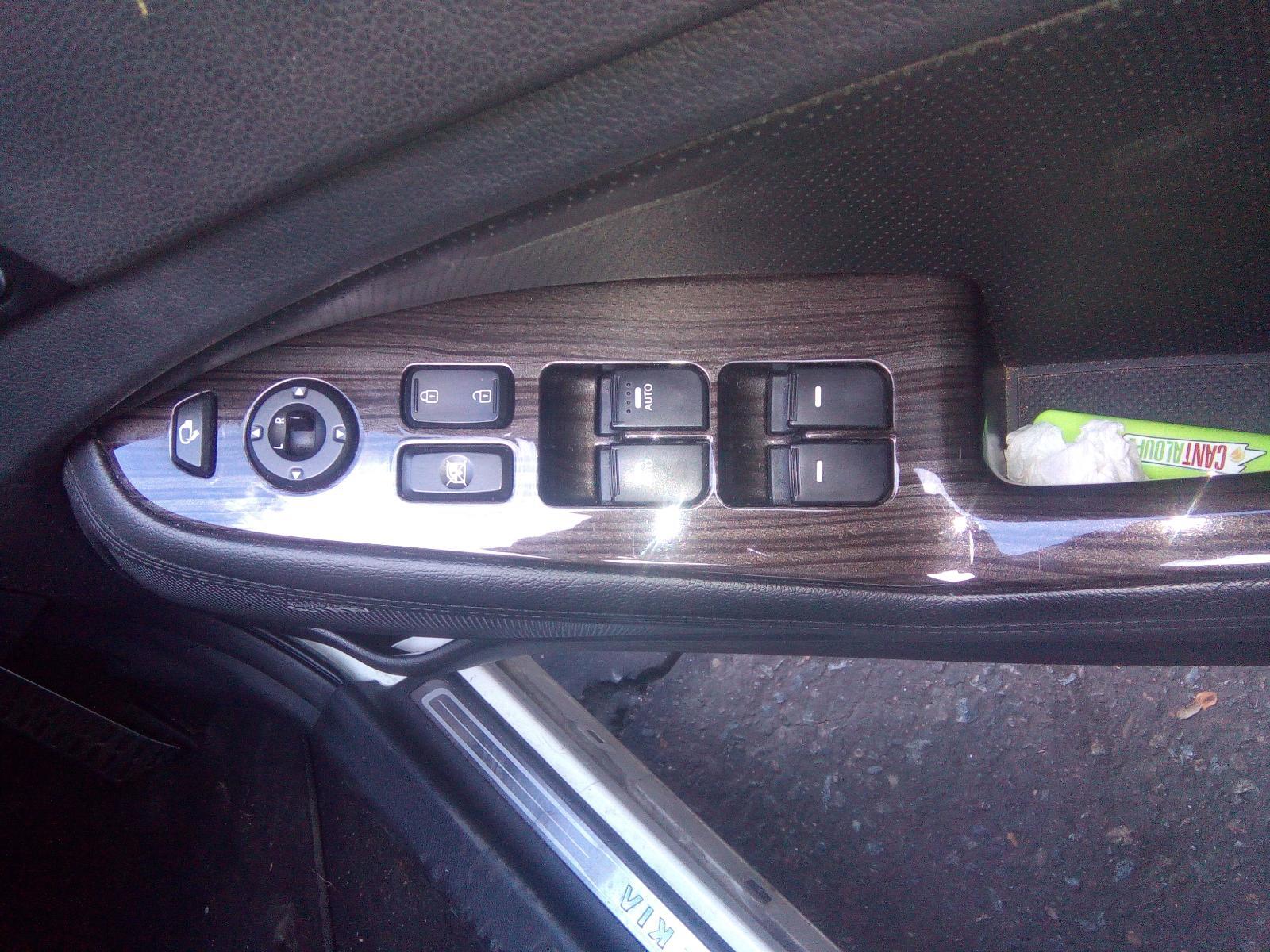 KIA OPTIMA TF 01/2011-10/2015 LEFT FRONT HUB ASSEMBLY - thumbnail 9