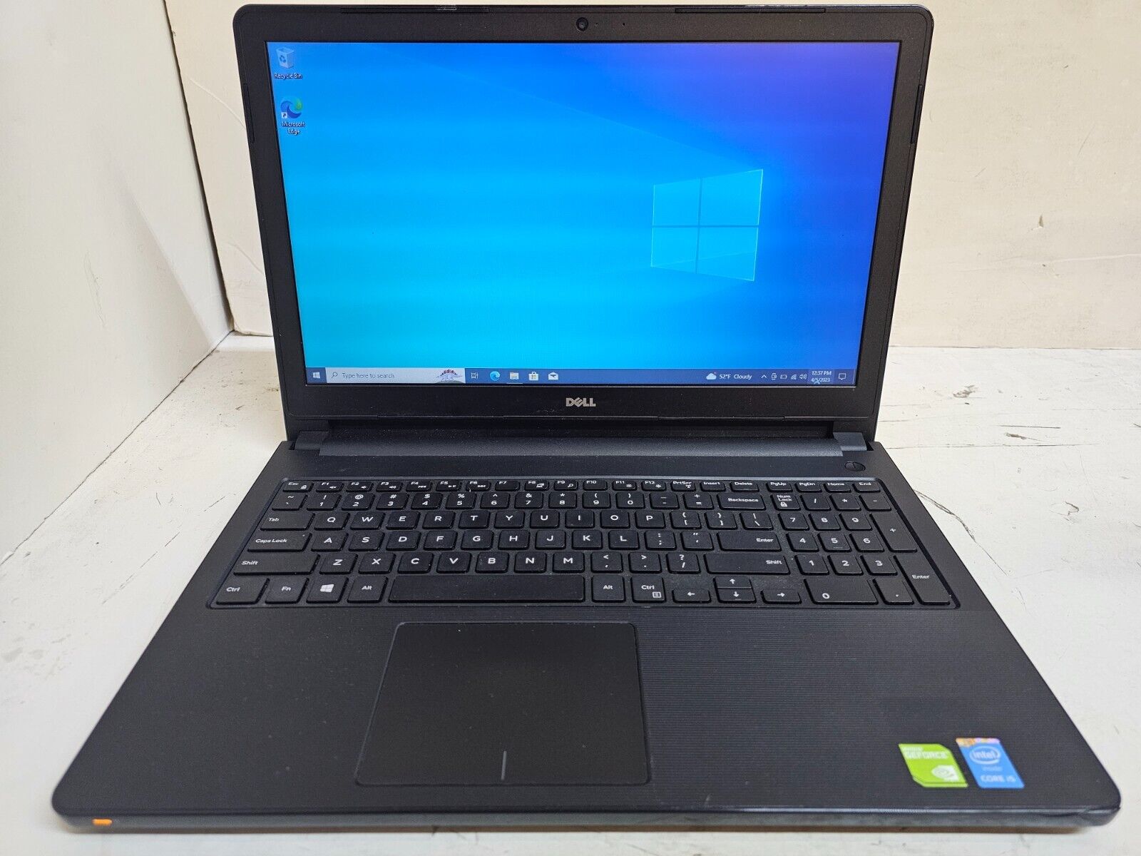 Dell Vostro 15 3558 Laptop - 2.2 GHz i5-5200U 16GB 256GB SSD Webcam 15.6 Dell Vostro 15 3558 Laptop - 2.2 GHz i5-5200U 16GB 256GB SSD Webcam 15.6