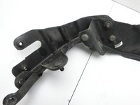 Mercedes C219 CLS 350 08-10 Fronthalter Träger Verbinder Links Mercedes C219 CLS 350 08-10 07.12.2010 gebraucht Vorschau 4