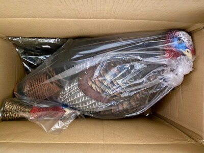 NEW/NIB Avian-X HDR Jake Quarter-Strut Turkey Decoy w/2 Heads, Stake & Bag