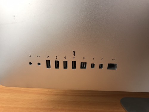 Apple iMac 27” i5 2.7GHz 8GB 1TB (Mid-2011)