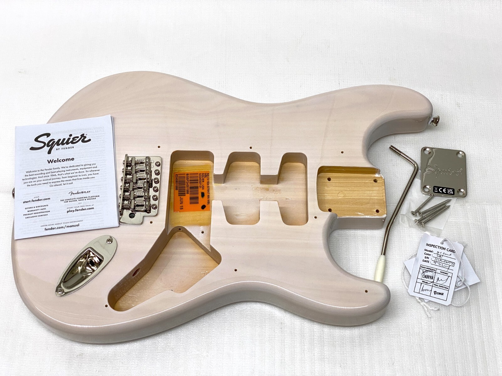 Squier Stratocaster メタリックグレー Squier Affinity Stratocaster Slick Silver – Chicago Music