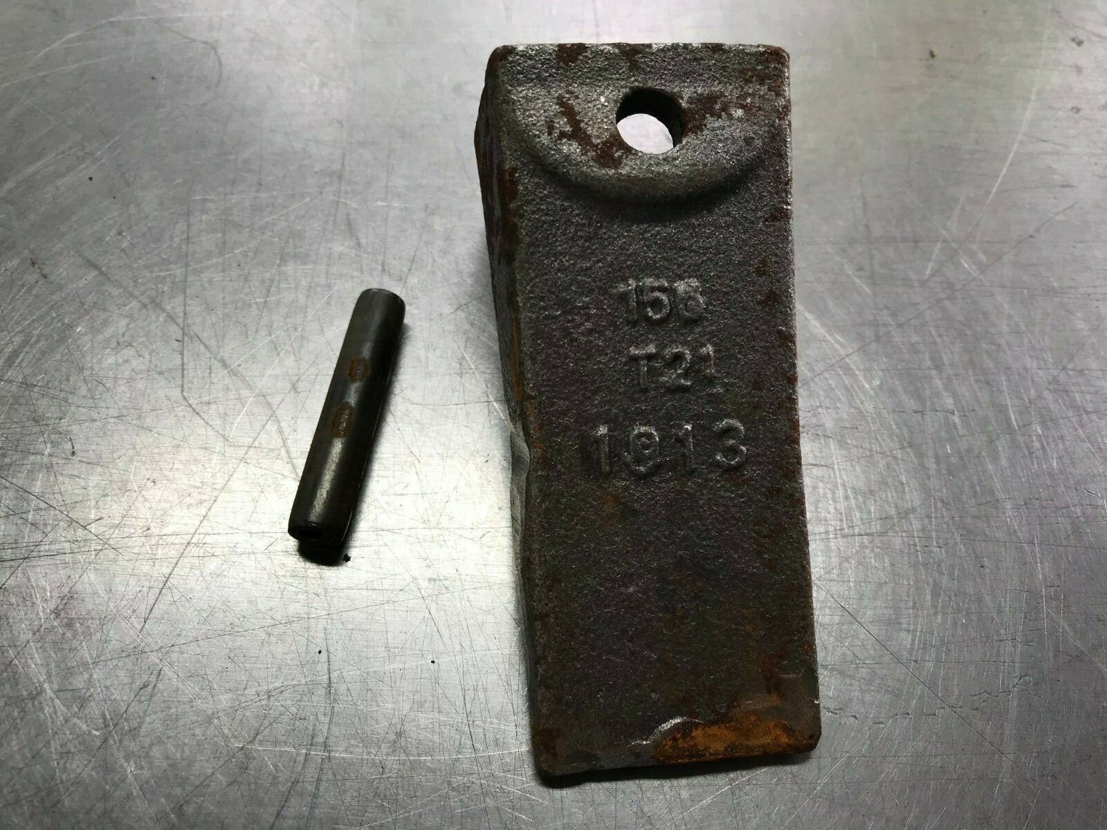HEADヘッド156 ZJZ156PN Genuine OEM CNH ROLLED PIN & Hensley 156 T21 BUCKET