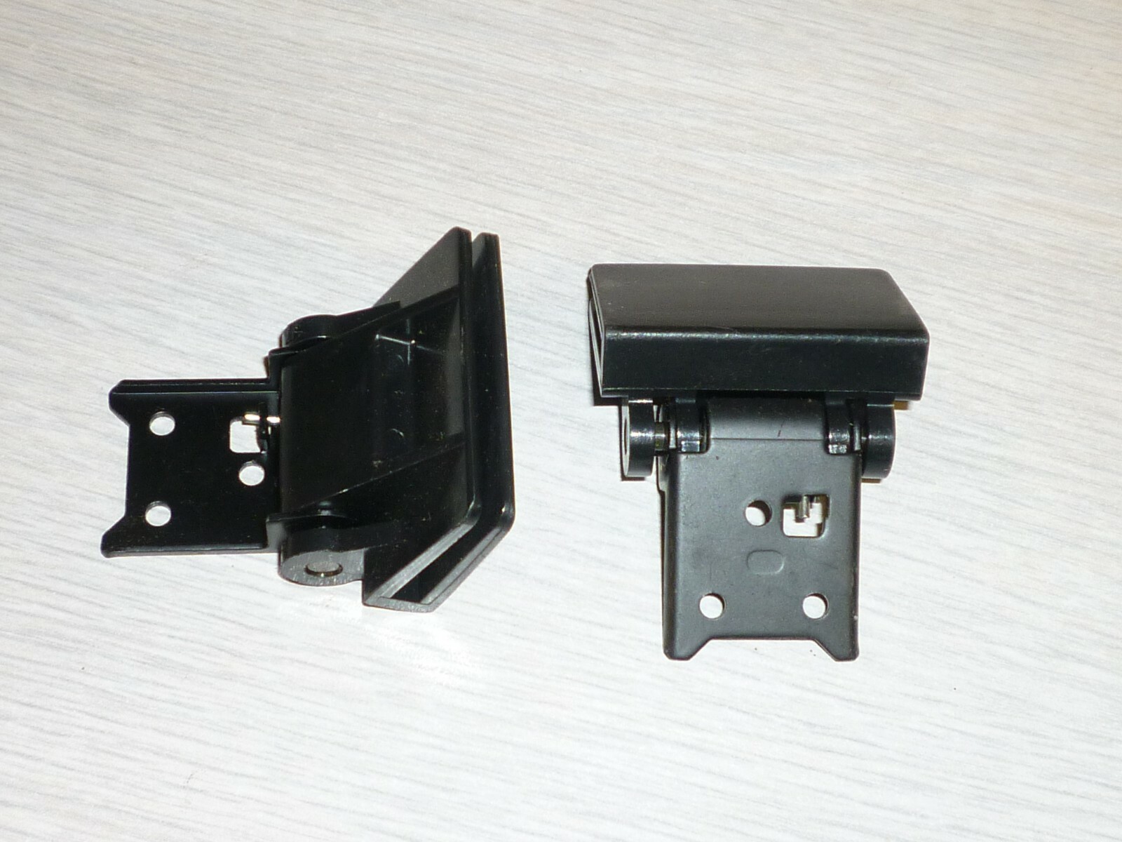 1 - Original SONY TURNTABLE HINGE (BLACK) - FITS MANY MODELS - SEE LIST - NEW
