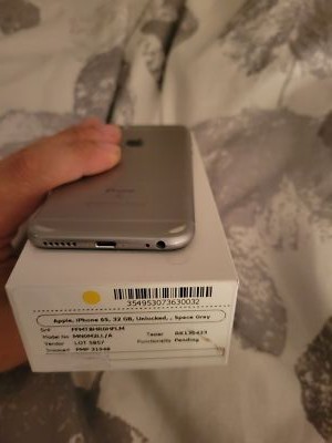 Apple iPhone 5s - 16GB - Gold Unlocked Fully Functional
