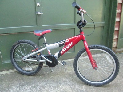 Cycling TREK Aluminum Mountain Lion 20" Kids Bike Original Cat Print Tires VGC