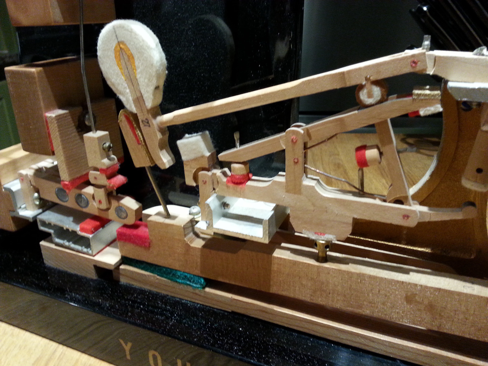 Young chang, Grand piano action model (Actual size).