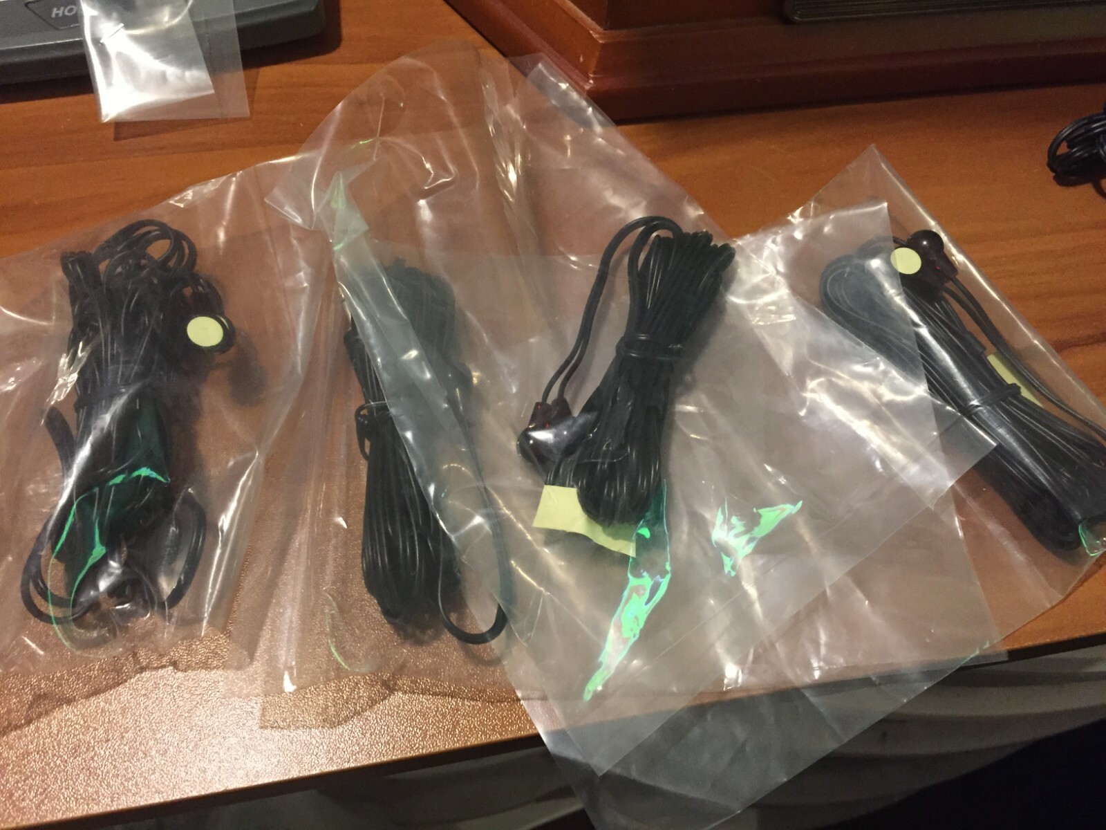 Logitech Harmony 900 RF Blaster (815-000055) with power supply