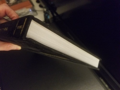 初版 Thores柴本画集 fabrica theologiae Artbook Flip through: Trinity Blood Fabrica Theologiae - YouTube