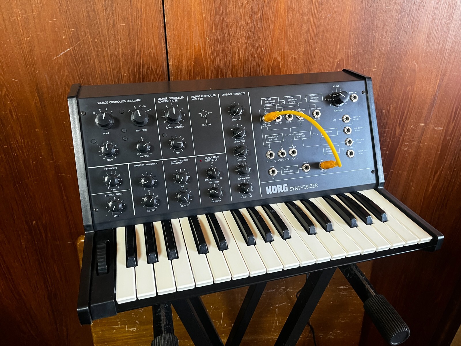KORG コルグ アナログシンセサイザー MS-10 ジャンク（KORG