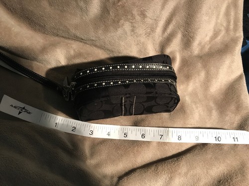 Coach Black Small Wallet 5.5x3 Hand Wallet Cosmetics Lipstic Mini Bag  Leather