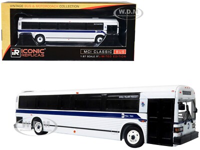 MCI CLASSIC CITY BUS MTA NEW YORK CITY 1/87 DIECAST BY ICONIC REPLICAS 87-0388