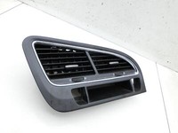 Peugeot 5008 09-13 Luftdusche Luftdüse Mitte Peugeot 5008 09-13 12.01.2011 9686527977 6-319-1075 gebraucht Vorschau 2