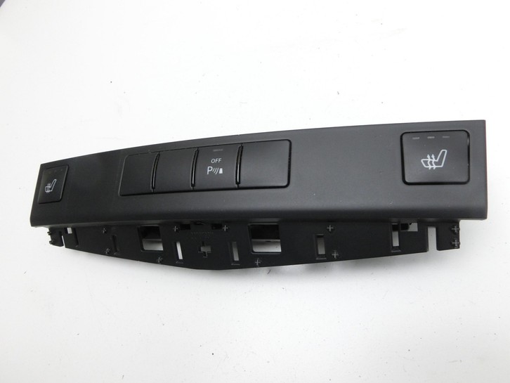 Mercedes GLK 300 X204 08-12 Schalter PDC Off Sitzheizung Mercedes GLK 300 X204 08-12 30.06.2009 A2048703951... Vorschau 3