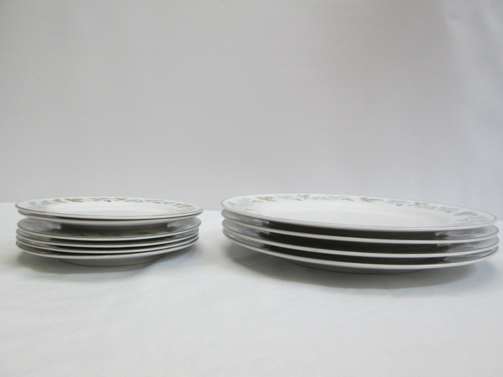 VINTAGE by Fine China of Japan - #6701 Set Of 4 Dinner Plates And 6 Salad Plates