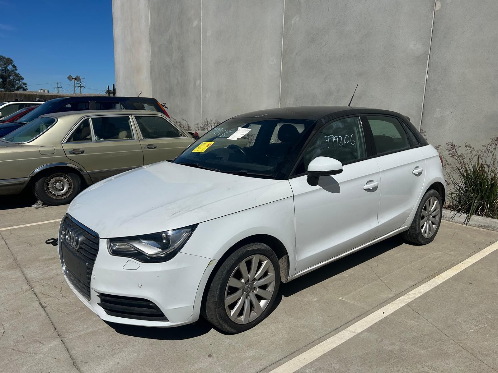 2014 Audi A1 LEFT REAR OUTTER DOOR HANDLE MK 1 8X 12/10-12/18 8T0837885B image 9